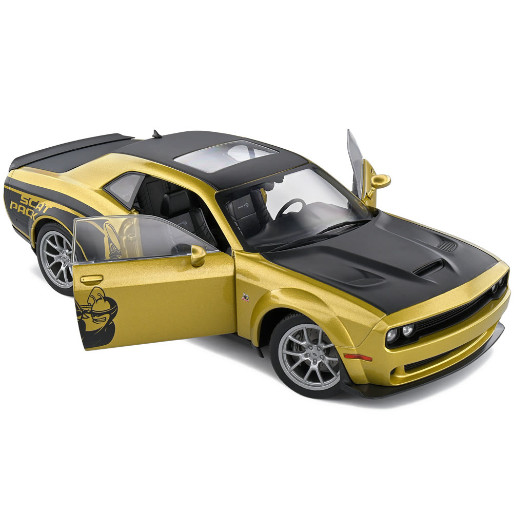 Модель автомобиля SOLIDO 1:18 scale Dodge Challenger R/T Scat Pack Widebody Gold 2020